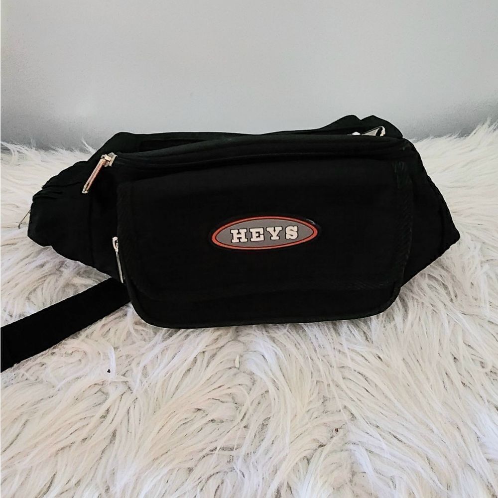 Heys travel fanny pack adjustable bag black